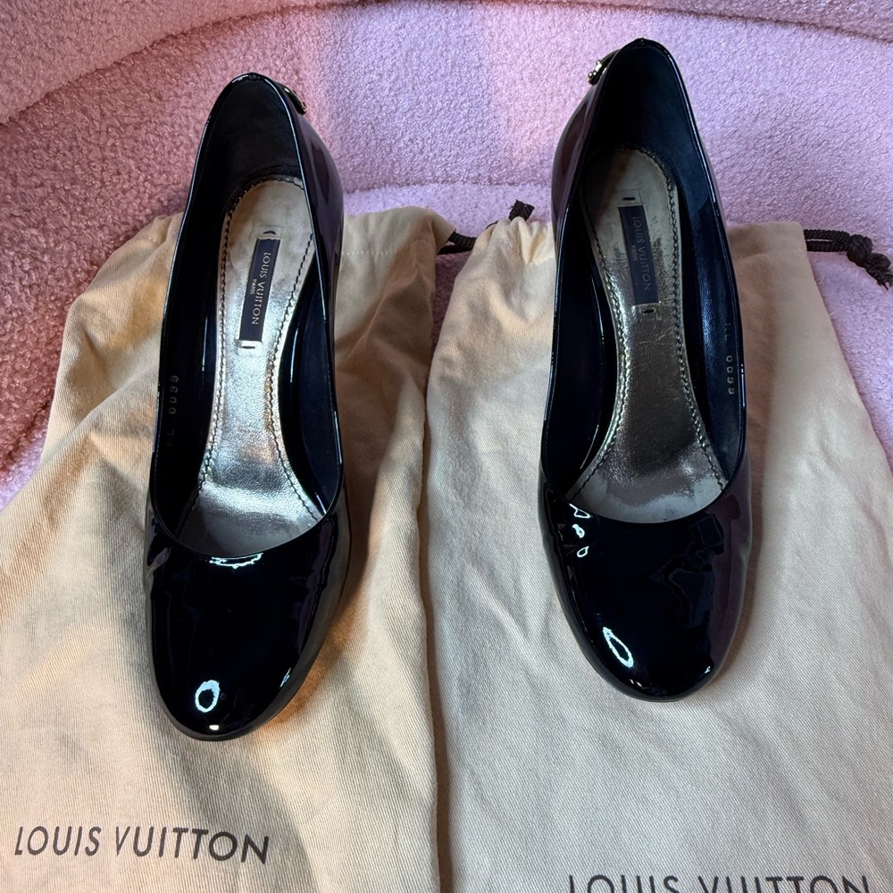 Louis Vuitton Black Patent Heels with Gold Accents